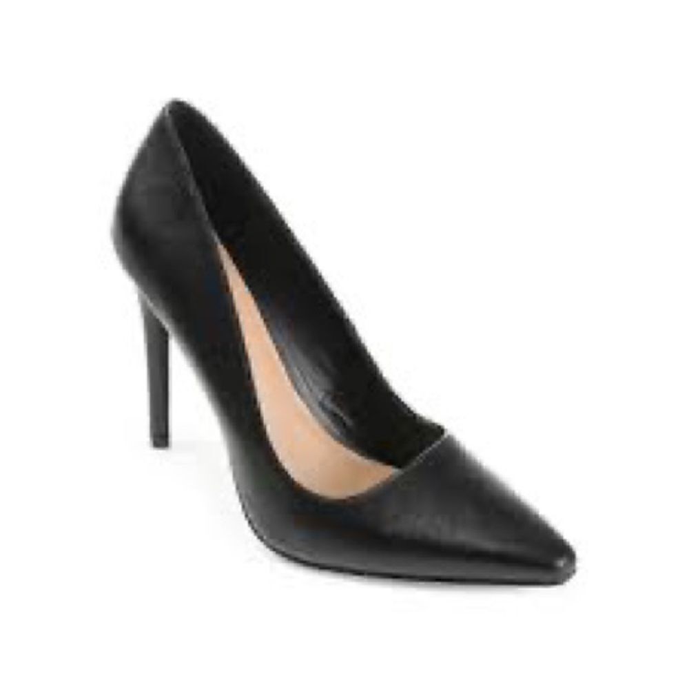 Journee Collection Black Heels size 7